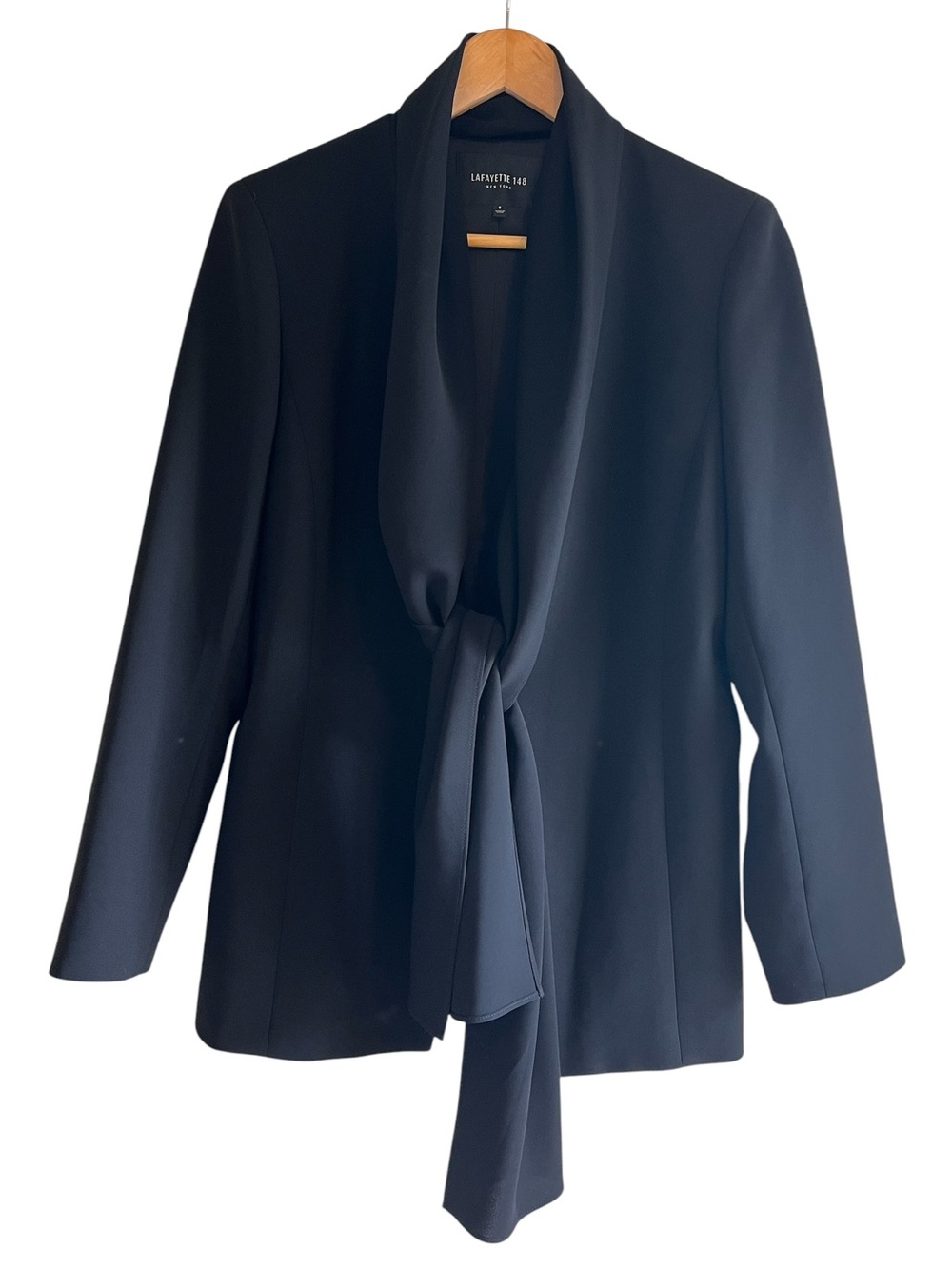 Lafayette 148 blazer with neck tie single breast size 8 like new condition